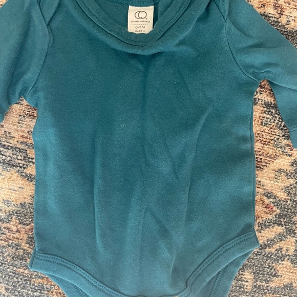 Organic Bodysuit Bundle - Picture 3 of 4